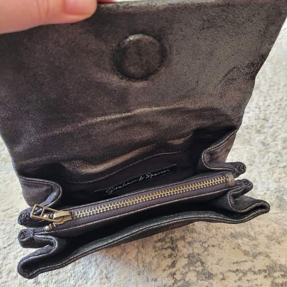 Graham & Spenser suede clutch black and gold - Picture 5 of 9